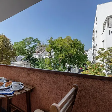 Apartment Dolce In Napoli Bucharest