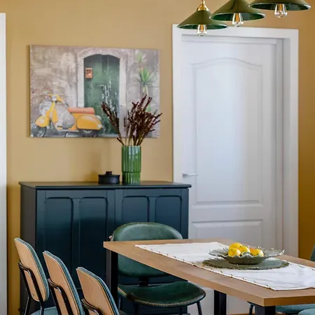 Apartament Dolce In Napoli *